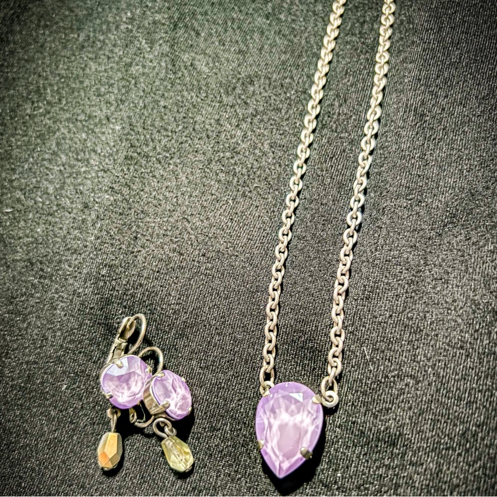 Sabika 2018 Lilac Teardrop Necklace and Earrings set.  NEVER WORN!